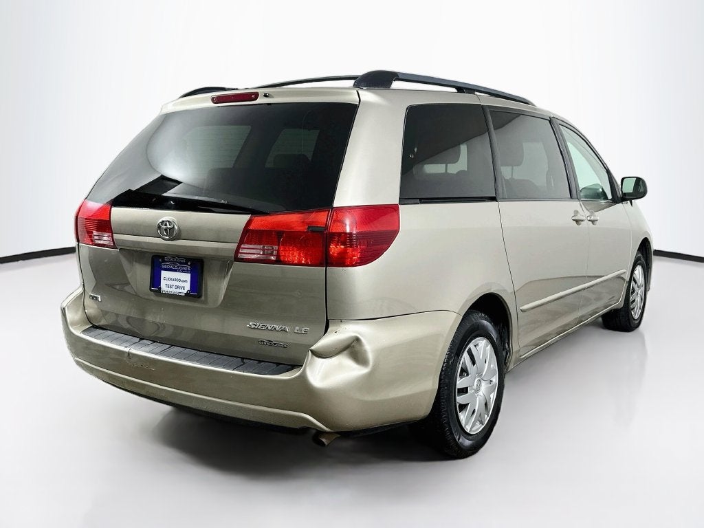 2004 Toyota Sienna LE