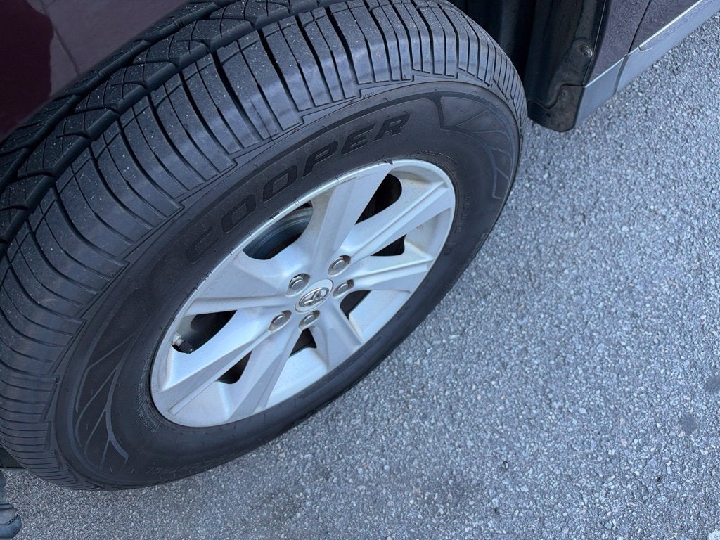 2012 Toyota Highlander SE