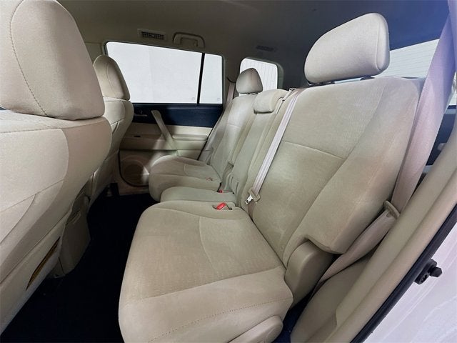 2011 Toyota Highlander Base