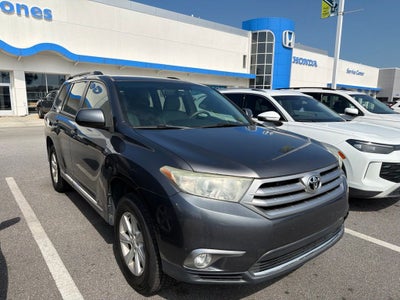 2013 Toyota Highlander SE