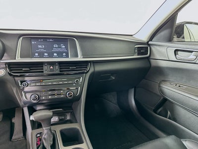 2020 Kia Optima SE
