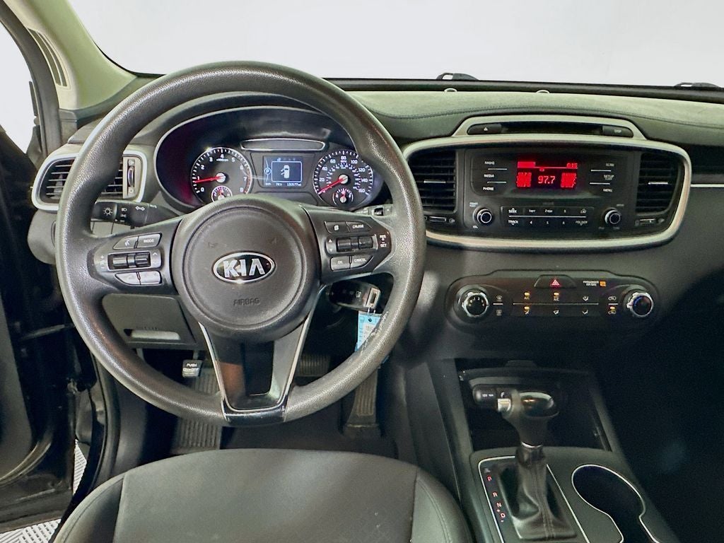 2016 Kia Sorento L