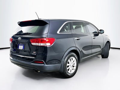 2016 Kia Sorento L