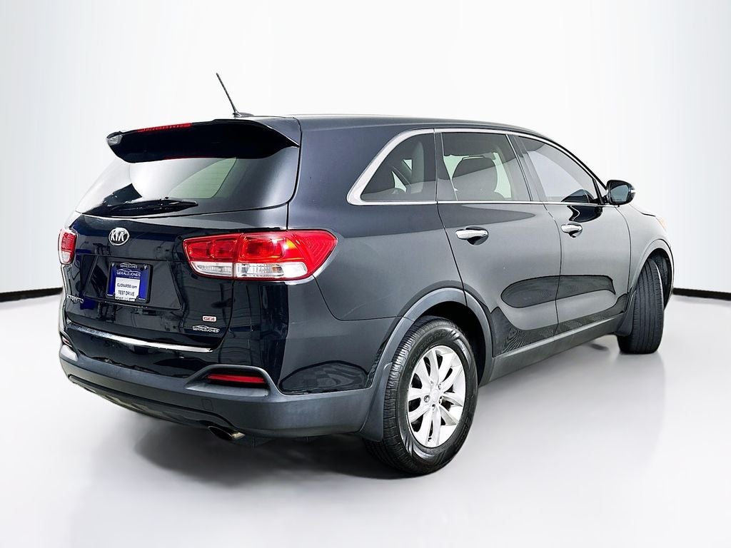 2016 Kia Sorento L