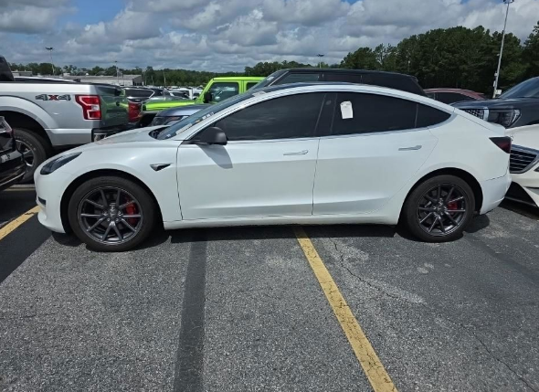2020 Tesla Model 3 Standard Range Plus