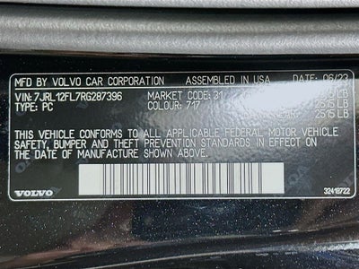 2024 Volvo S60 B5 Plus Dark Theme