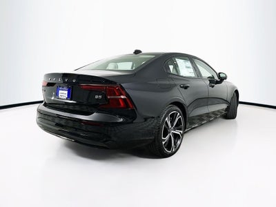2024 Volvo S60 B5 Plus Dark Theme