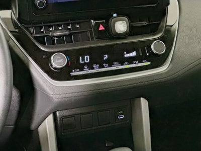 2025 Toyota Corolla Cross LE