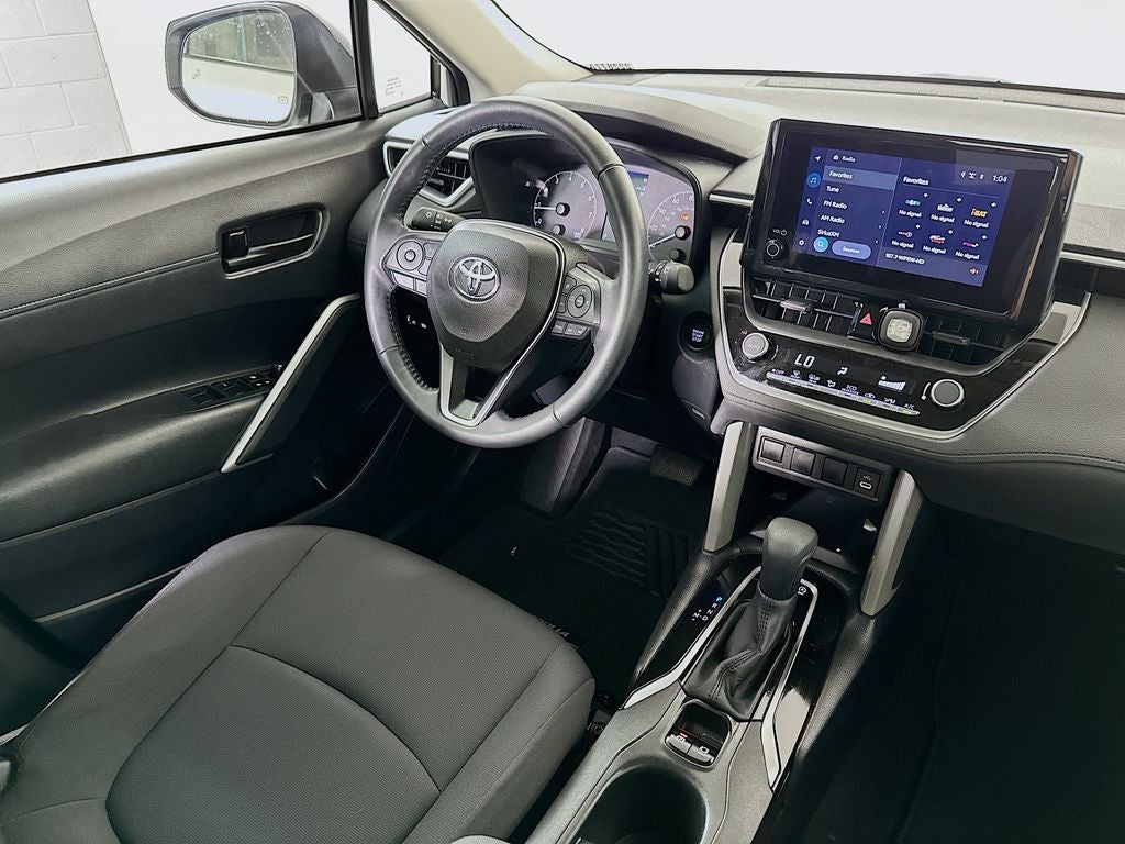 2025 Toyota Corolla Cross LE