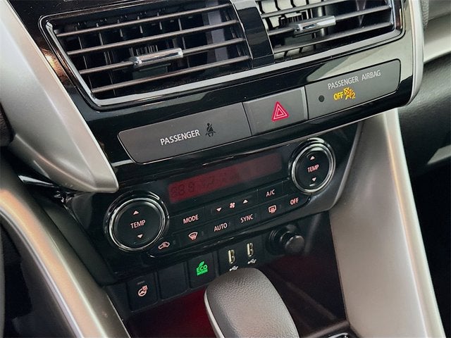 2022 Mitsubishi Eclipse Cross Base