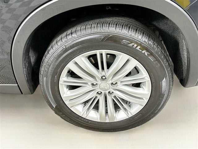 2024 Mitsubishi Outlander ES