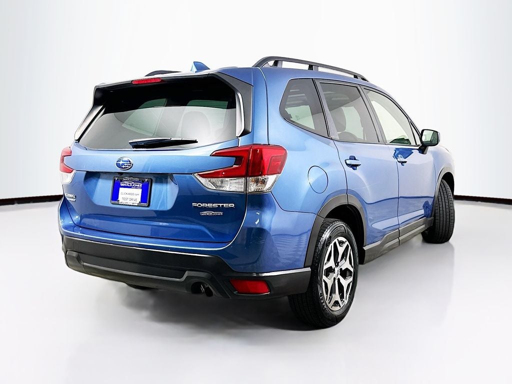 2022 Subaru Forester Premium