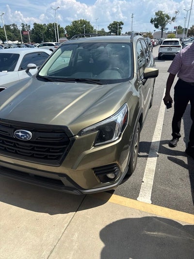 2023 Subaru Forester Premium