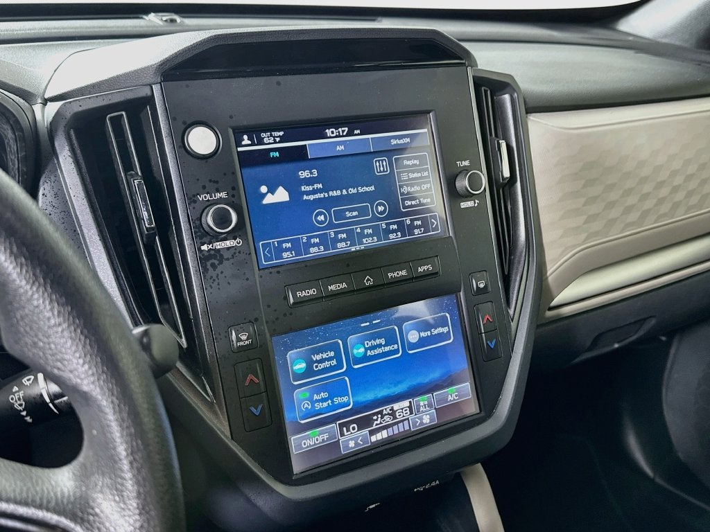 2025 Subaru Forester Base