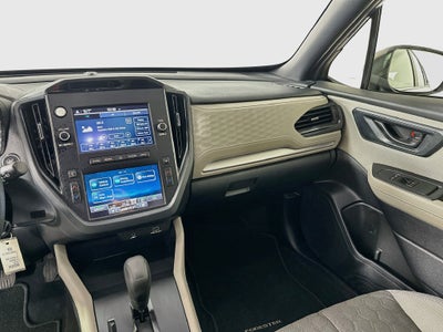 2025 Subaru Forester Base
