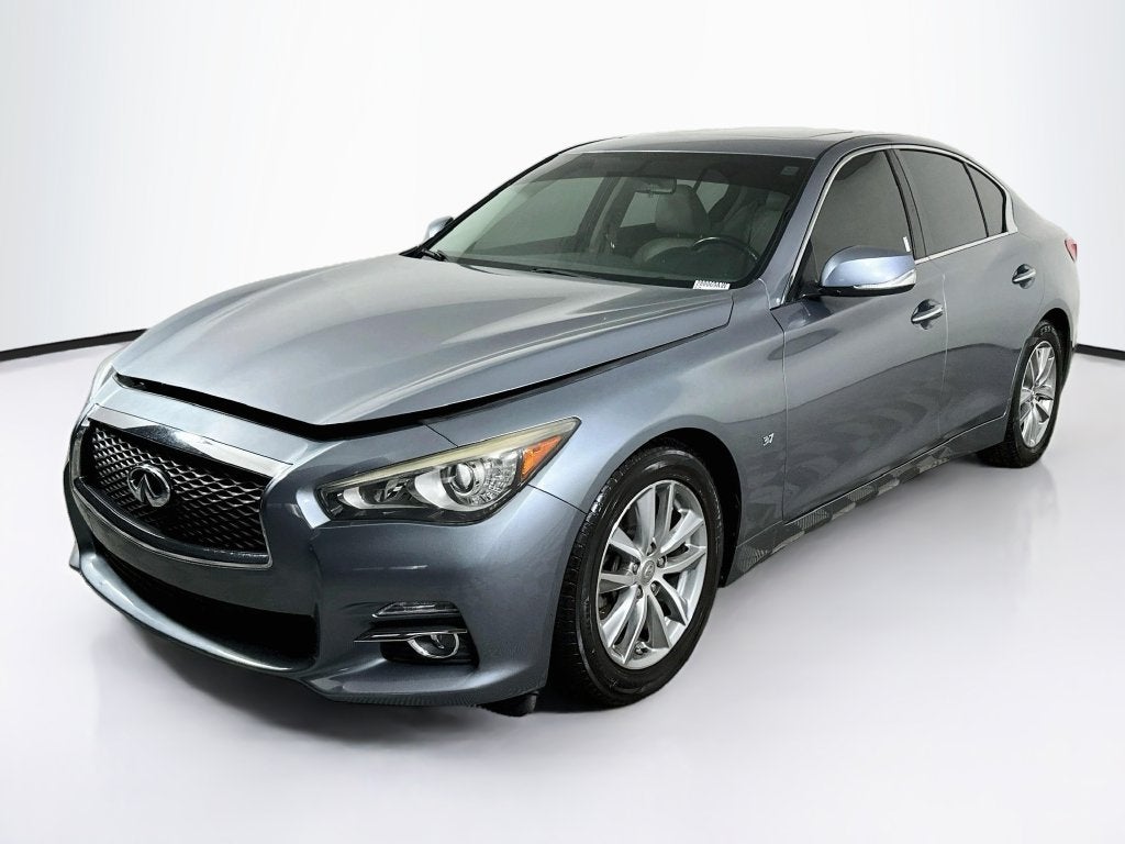 2015 INFINITI Q50 Base