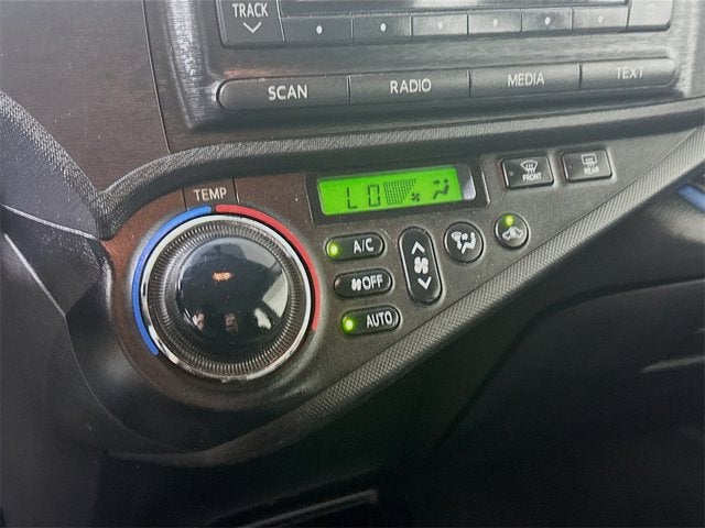 2013 Toyota Prius c Four