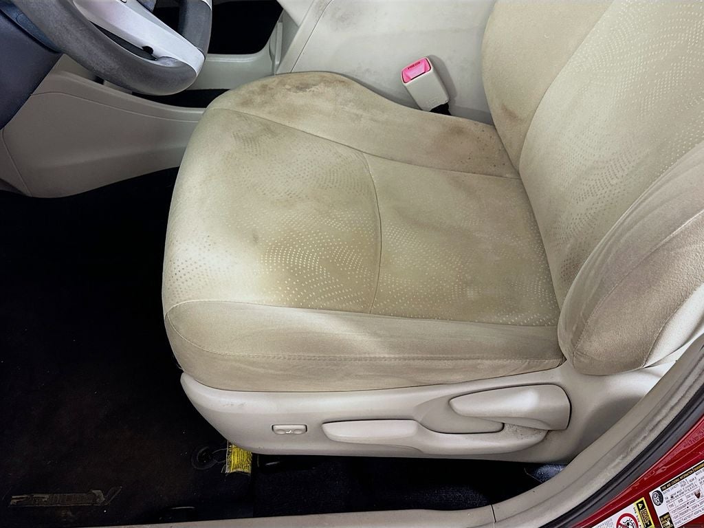 2013 Toyota Prius v Three