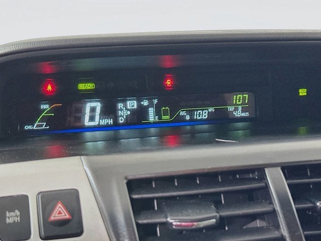 2014 Toyota Prius v Base