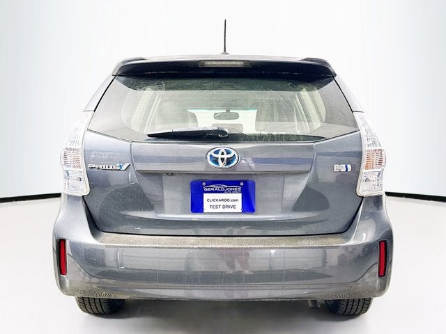 2014 Toyota Prius v Base