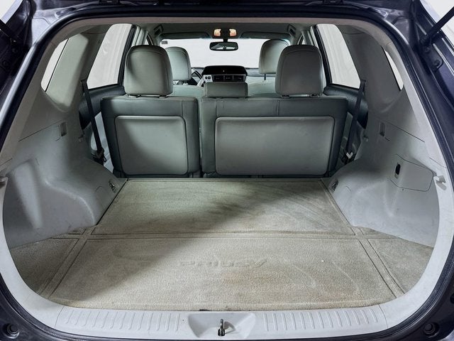 2014 Toyota Prius v Base