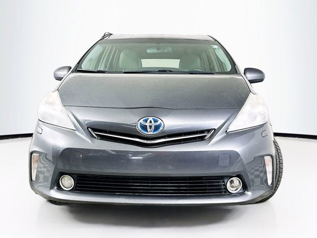 2014 Toyota Prius v Base