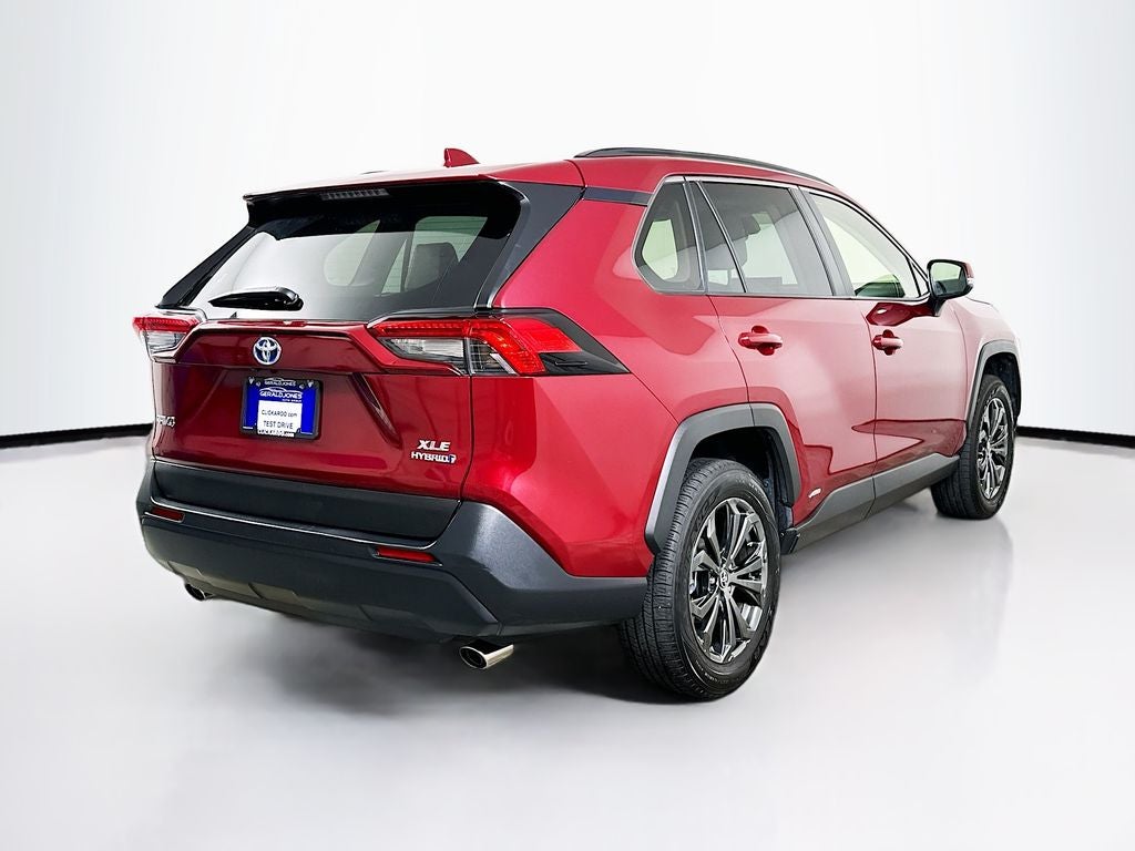 2022 Toyota RAV4 Hybrid XLE Premium