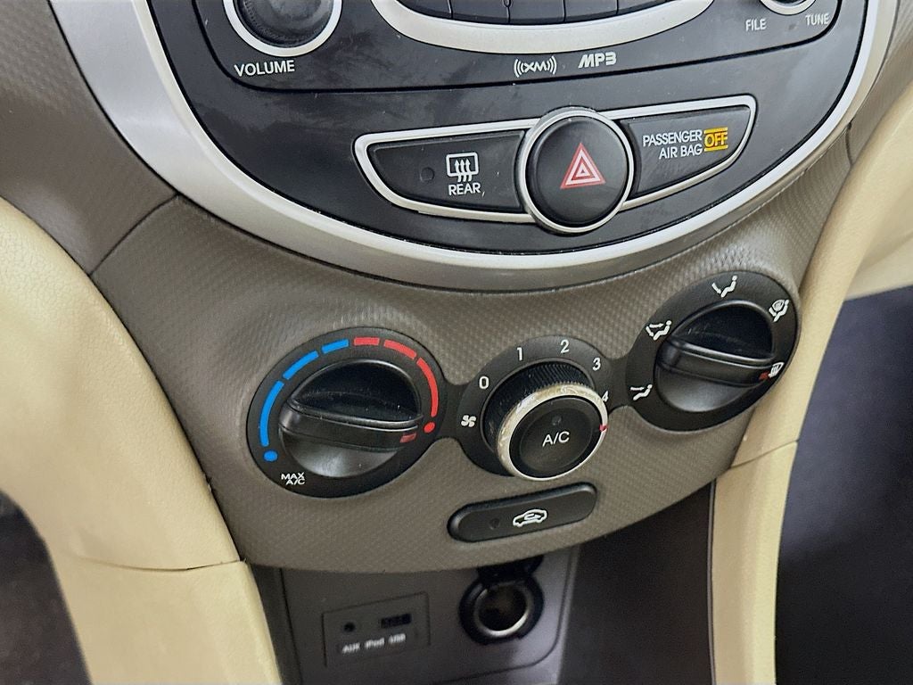 2012 Hyundai Accent GLS