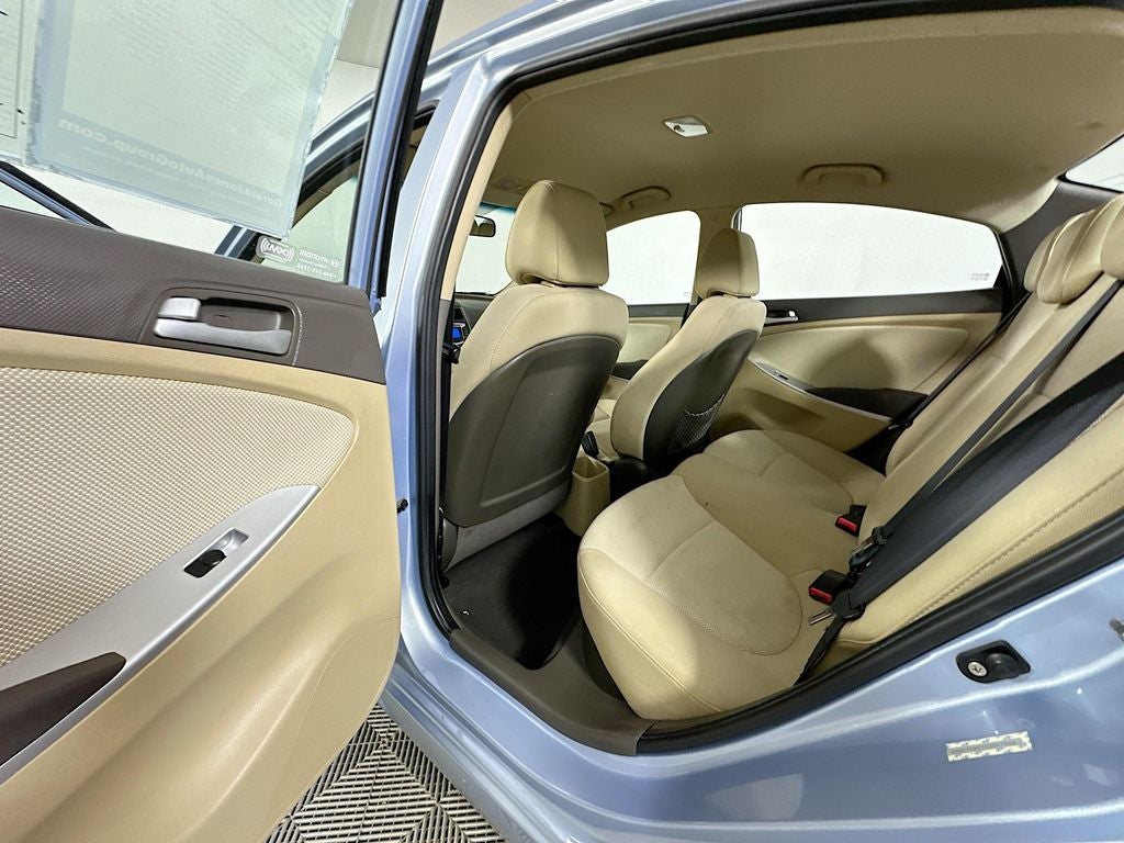 2012 Hyundai Accent GLS