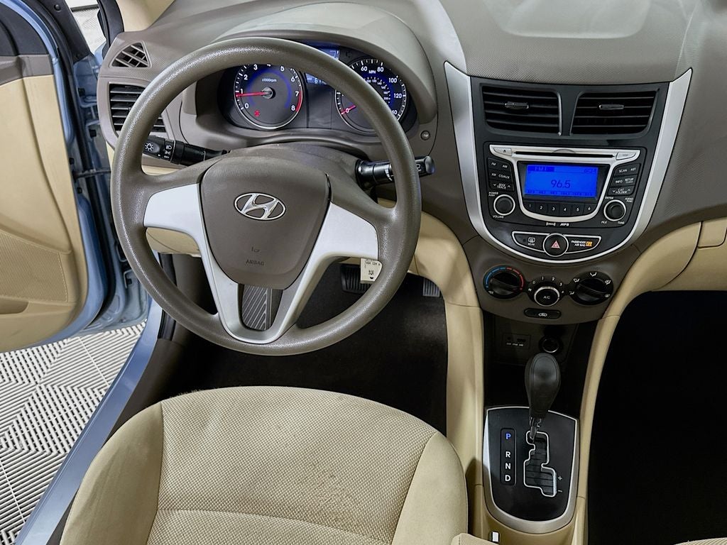 2012 Hyundai Accent GLS
