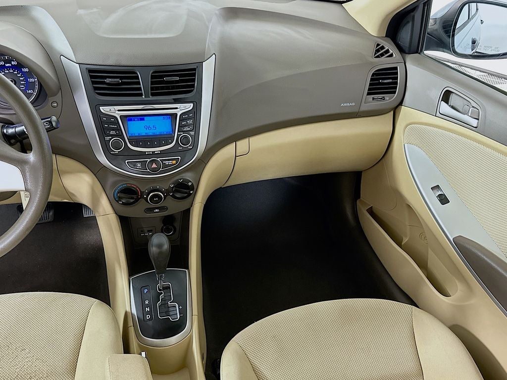 2012 Hyundai Accent GLS