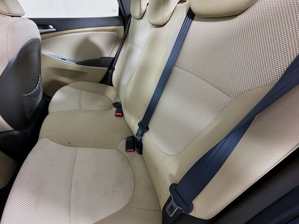 2012 Hyundai Accent GLS