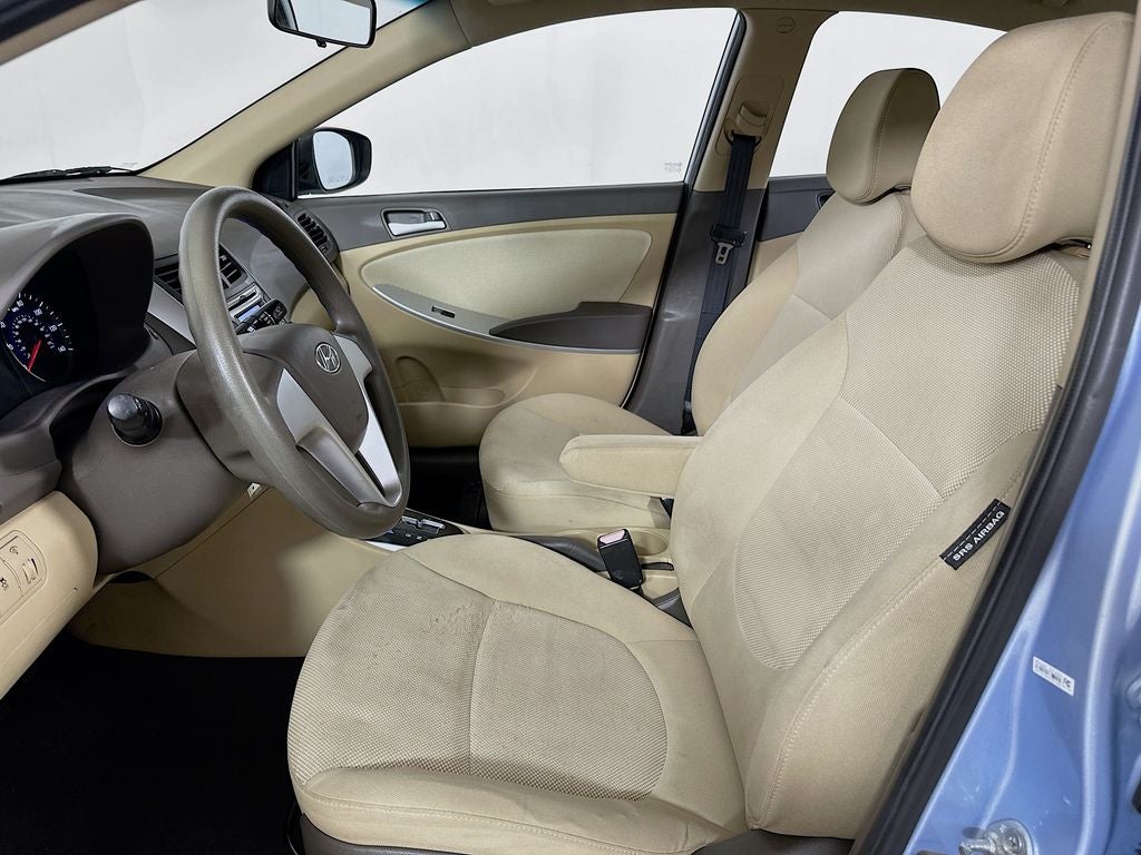 2012 Hyundai Accent GLS