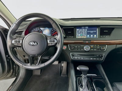 2018 Kia Cadenza Technology