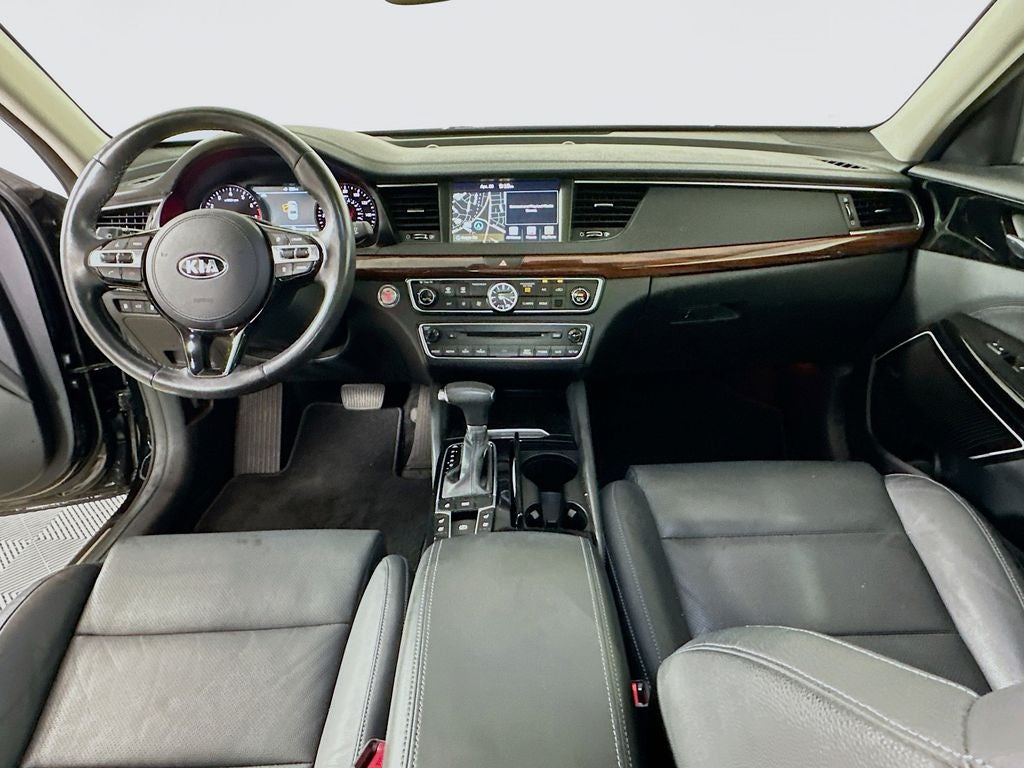 2018 Kia Cadenza Technology
