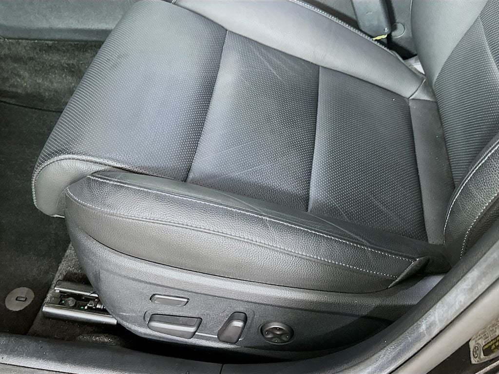 2018 Kia Cadenza Technology
