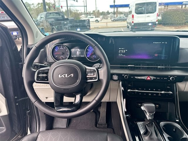 2024 Kia Carnival EX