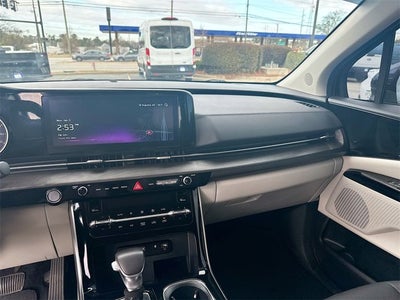 2024 Kia Carnival EX