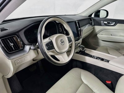 2018 Volvo XC60 T6 Momentum