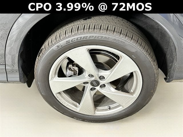 2025 Audi Q5 Premium