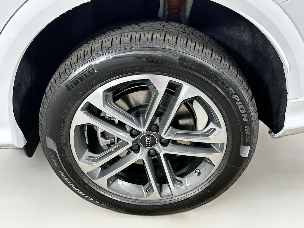2025 Audi Q5 2.0T Premium Plus quattro