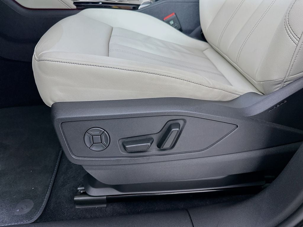 2025 Audi Q5 2.0T Premium Plus quattro