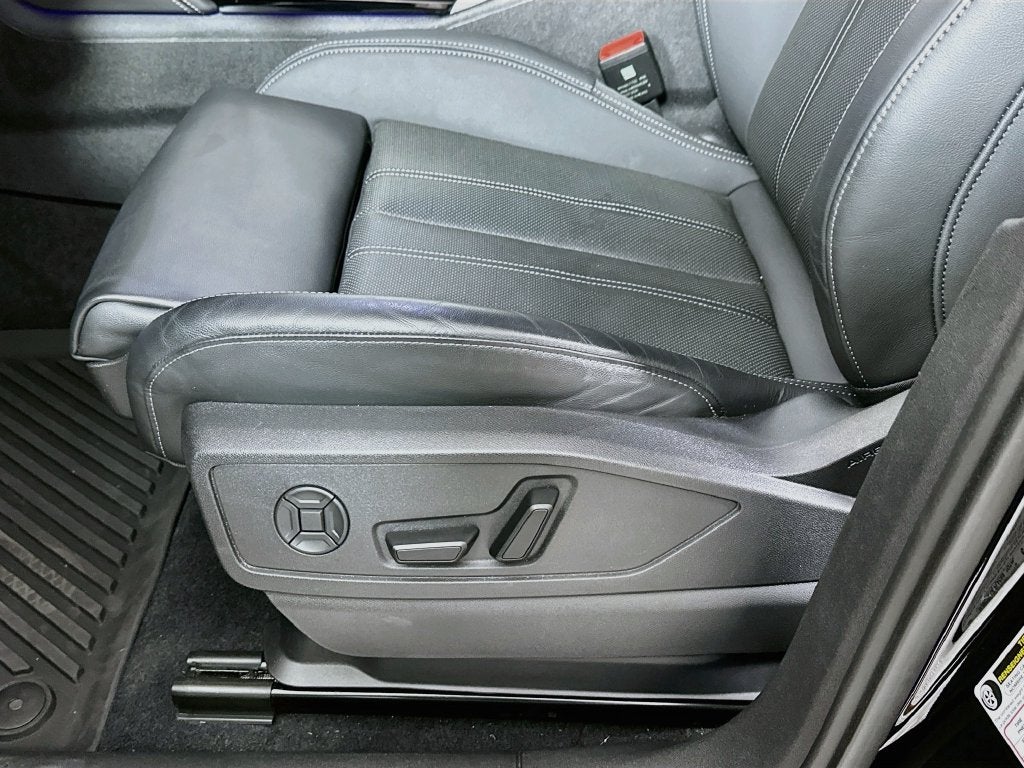 2025 Audi Q5 2.0T Prestige quattro