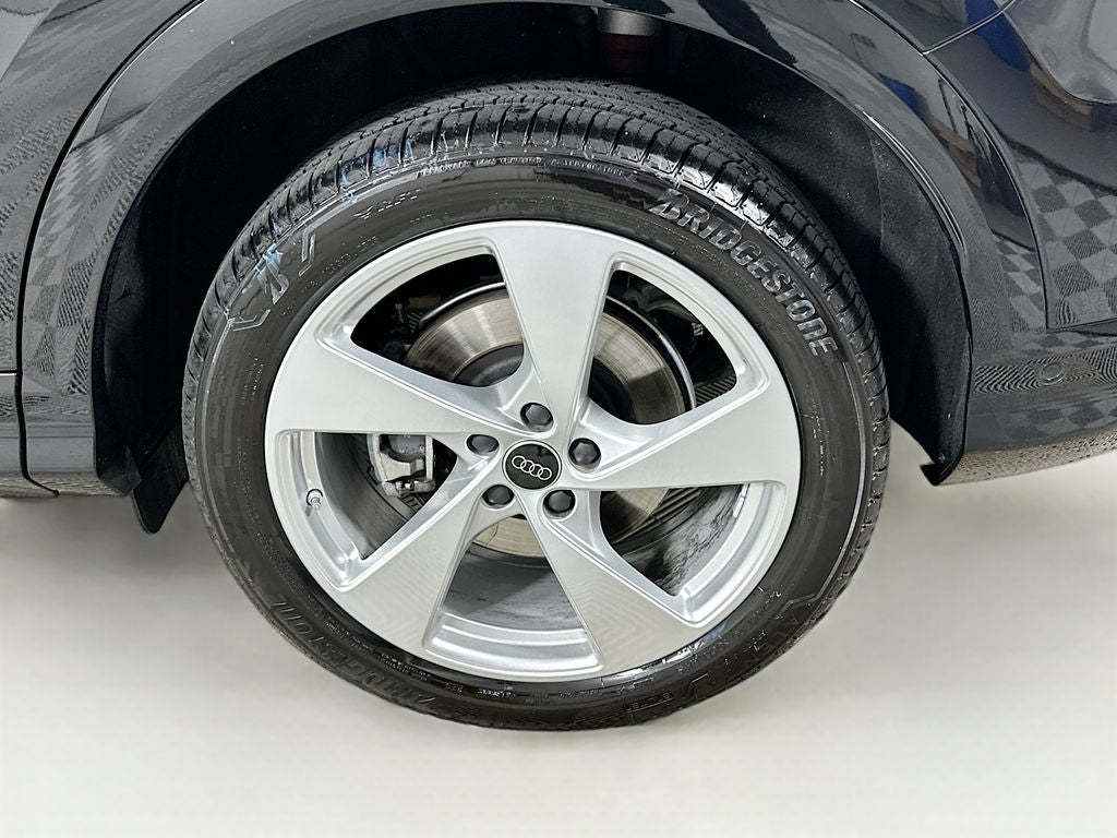 2025 Audi Q5 2.0T Prestige quattro