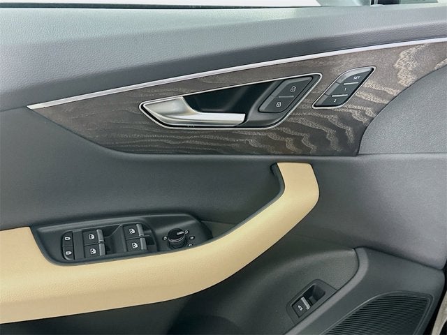 2026 Audi Q7 Premium