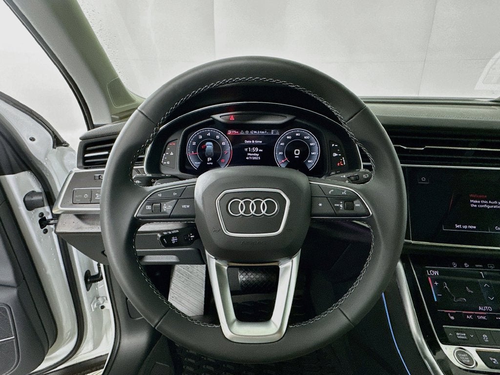 2025 Audi Q7 45 Premium quattro
