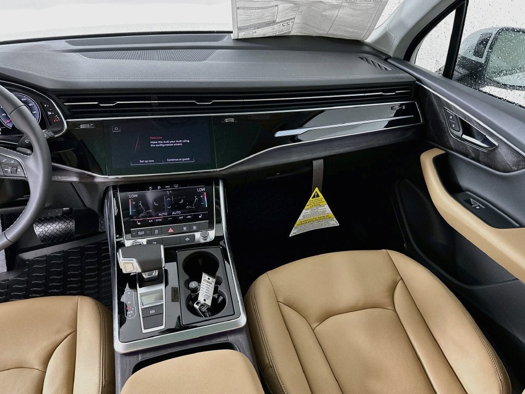 2025 Audi Q7 45 Premium quattro