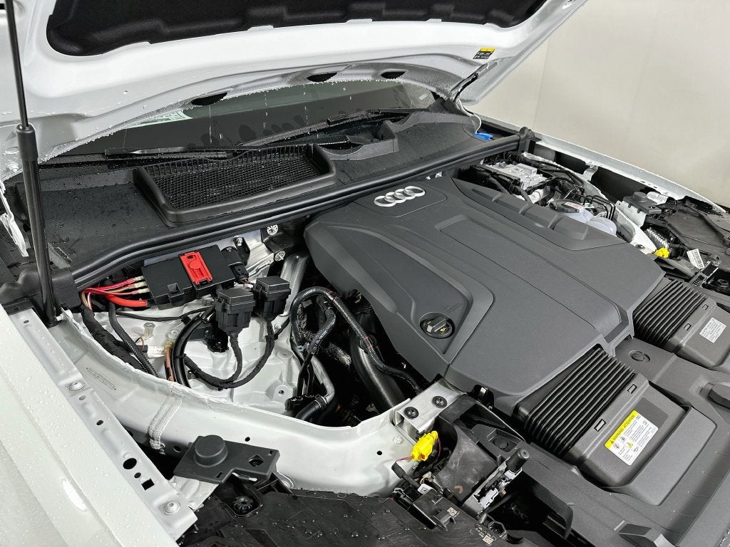 2025 Audi Q7 45 Premium quattro