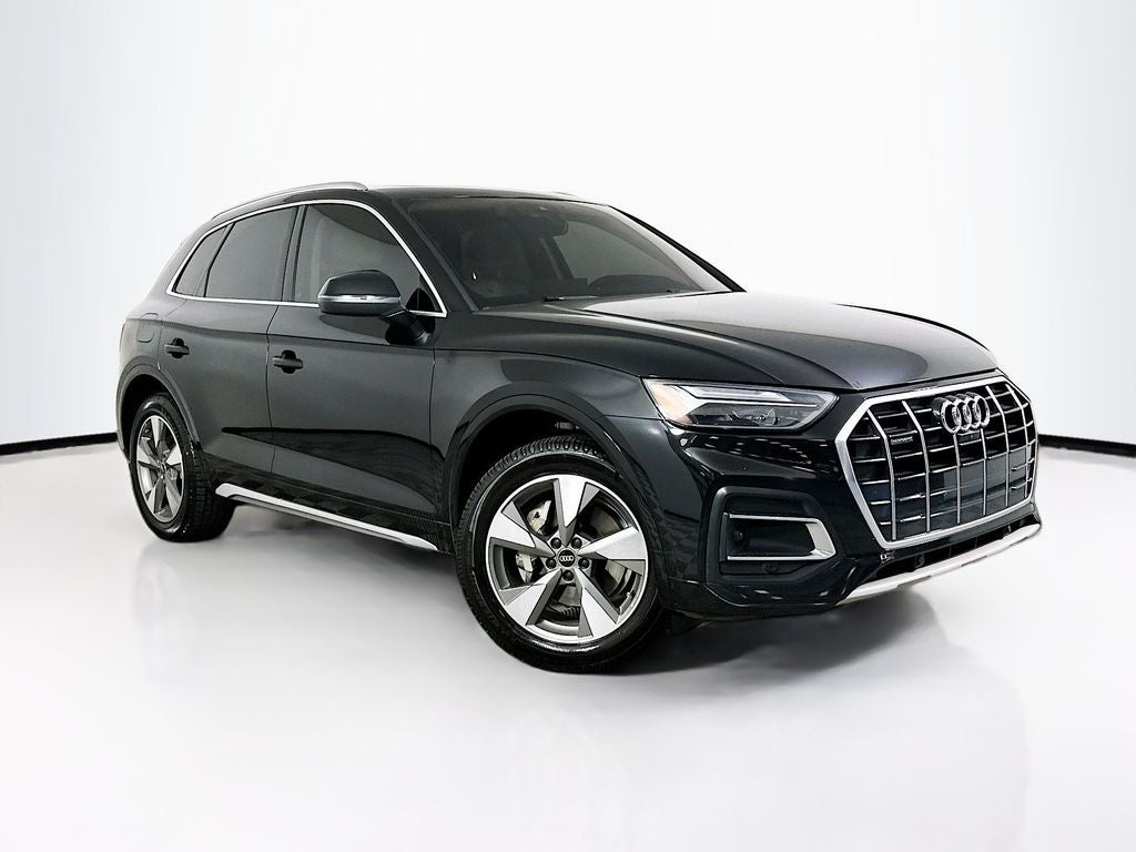 2022 Audi Q5 40 Premium Plus quattro