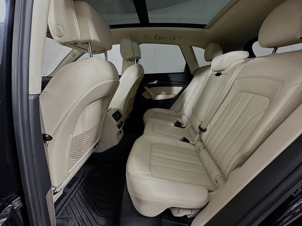 2022 Audi Q5 40 Premium Plus quattro